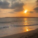Kajal Sharma Instagram - Golden hour 🌅 . . . . #sunset #sunsetphotography #beach #photodump #explore