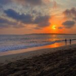 Kajal Sharma Instagram - Golden hour 🌅 . . . . #sunset #sunsetphotography #beach #photodump #explore