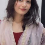 Kajal Sharma Instagram - This song 🤌🏻🥹 . . . . . #reels #reelitfeelit #explore #fyp #trending #trendingsongs #favsong #janiye #smile #viral