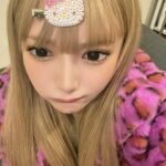 Kalen Anzai Instagram - いつも家出るギリまで前髪ピンでとめてる( ᴖ_ᴖ )‎！ このキティちゃんはスタイリストのしなちゃんがくれた( ᴖ_ᴖ )‎♡ きらきら