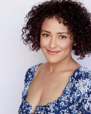 Kallee Brookes Instagram - My new headshots!! Thank you for shooting me @jonnymarlow
