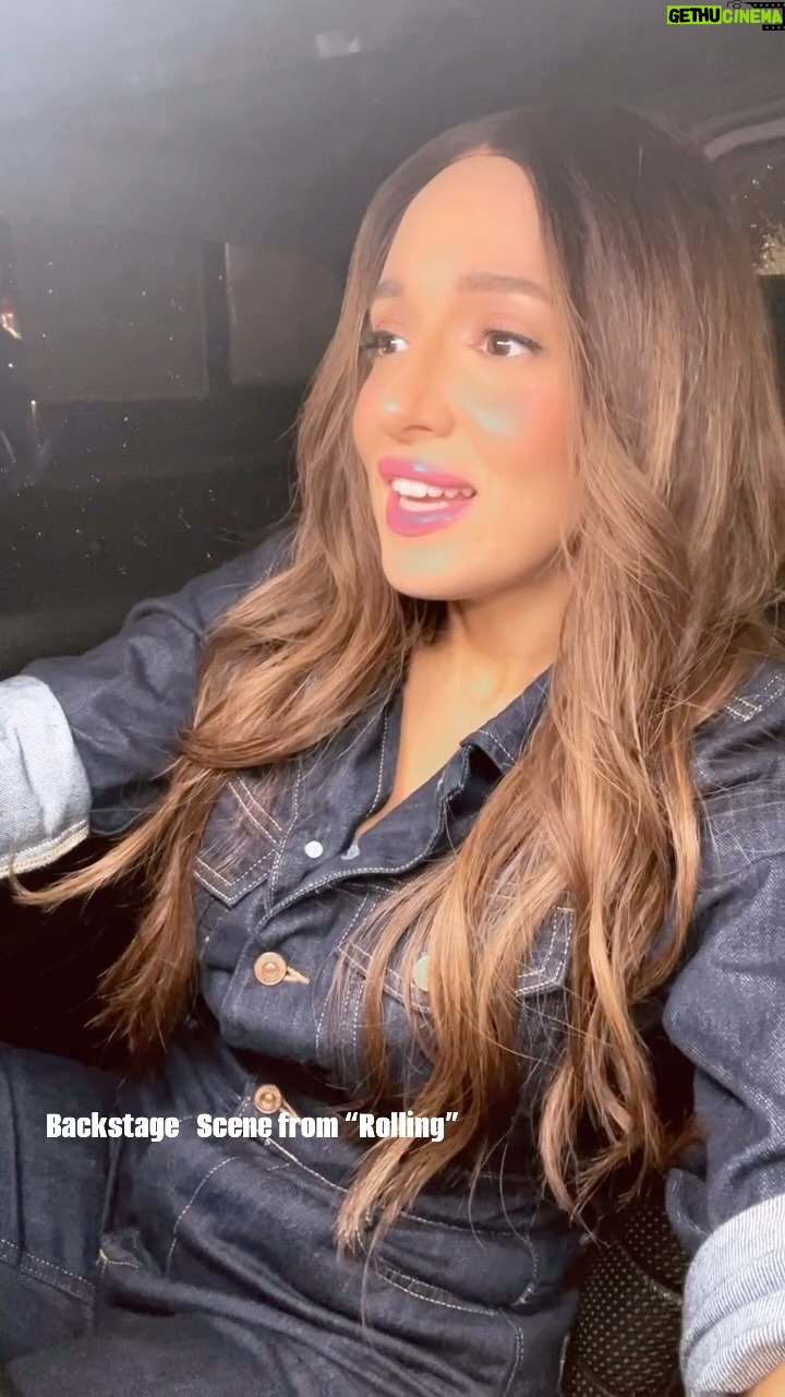 Kalomoira Sarantis Instagram - Driving this car was so fun. Here is a backstage snip filming “Rolling”. Link in bio to watch full video.