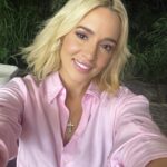 Kalomoira Sarantis Instagram - Σήμερα είναι ο τελικός του @imacelebritygreece. Ένα υπέροχο εξωτικό τηλεοπτικό ταξίδι έφθασε στο τέλος του 🦎 Η καρδιά μου είναι γεμάτη με όμορφες αναμνήσεις και εμπειρίες Γιώργο μου @giorgoslianoss είσαι καταπληκτικός !! σ’ ευχαριστώ για όλα! Μεγάλο ευχαριστώ στον @skaitv.gr και βέβαια στην @acunmedya σε όλη την ομάδα και στον καθένα ξεχωριστά, για τον επαγγελματισμό & την άψογη συνεργασία μας. #Kalomira #IamACelebrityGR #SkaiTvGr #AcunMedya #AcunMedyaGlobal