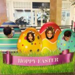 Kalomoira Sarantis Instagram - Χρόνια πολλά σε όλους!! Happy Easter! 🐣🐰🤍Last picture is my beautiful mother in law Loula. She made such a nice dinner for everyone! We love u ma!🫶