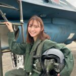 Kanami Takasaki Instagram - 【お知らせ】 本日！5月21日(火)発売！ 『MAMOR』7月号の表紙を飾らせて頂きました✨ 百里基地でF-2と共に撮影するというとても貴重な経験が出来て、とても嬉しかったです✈︎♡/ 皆様是非チェックして下さいね💗 #MAMOR