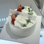 Kanami Takasaki Instagram - 3/21は愛猫うゆの3歳のお誕生日だったので、 記念にCAKE SHOPの素敵なケーキを♡/ （食べるのはわたし....^.ˬ.^ 笑 うゆにはいつもより豪華なおやつとおもちゃをあげたよ🐱♡） 自分でケーキの色やトッピングなどをカスタマイズ出来るので、自分好みに出来るのが凄く良かった💐 皆様もお誕生日や記念日などに是非🫶🏻 @cakeshop.jp #cakeshop