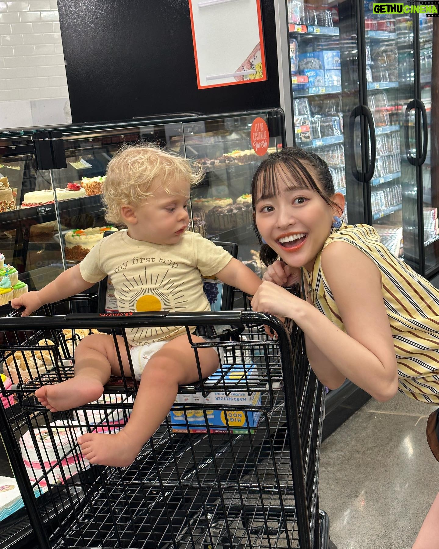 Kanami Takasaki Instagram - 2nd写真集『Blooming Bud』 発売まであと1日👼🏻💓