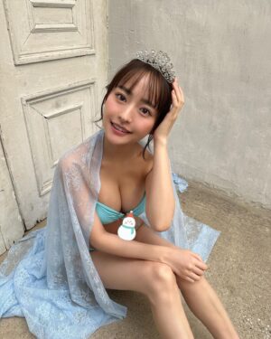 Kanami Takasaki Instagram - お姫様になってみた！どうかな(*ˊᵕˋ*)？