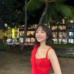 Kanami Takasaki Instagram - 2nd写真集『Blooming Bud』 発売まであと3日🌹