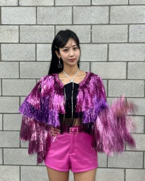 Kang Hye-yeon Instagram - 더트롯쇼 이번주 디스코 4위✨
다 여러분들이 만들어 주신 순위입니다🌻
좋은일이 많아서 너무 기뻐요 감사합니다