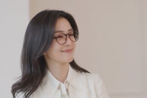 Kang Ji-young Instagram - 유느님과 조셉 자기님 뵙고 왔습니다.
녹화 당시에도 떨렸는데, 오늘도 괜히 떨리네요🫨
잠시 후 저녁 8:45에 만나요!
#유퀴즈온더블럭