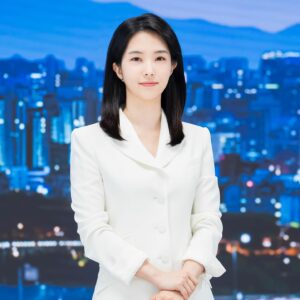 Kang Ji-young Instagram - Faces.