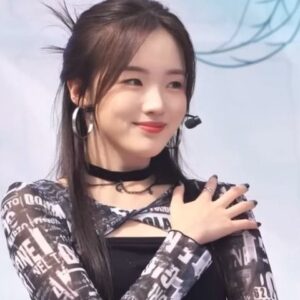 Kang Na-eon Instagram - 피라미드게임 마지막 이야기