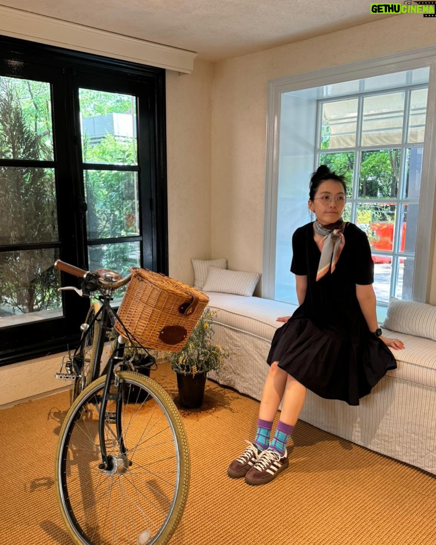 Kang Ji-young Instagram - 「나는 무엇으로부터 왜 해방되고 싶은가요? 」