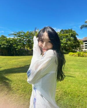 Kang Ji-young Instagram - 드디어 내일 나만없어카라!
웨이브에서 첫 공개🌊💙🙏🏻🪽
@wavve.official #나만없어카라 봐줄거지요?