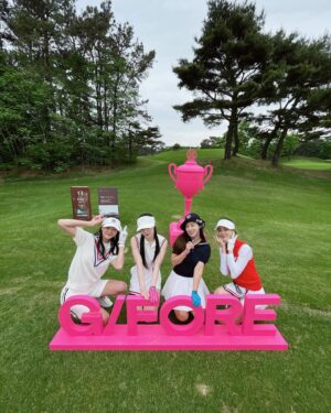 Kang Seung-hyun Instagram - 온통 핑크빛으로 물들었던 하루💓 #GFORE_INVITATIONAL2024
#Add_Colour_To_Your_Game