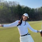 Kang Seung-hyun Instagram - 사실 요즘 골태기야 😫 . . #hyoni_golf #golf #골프