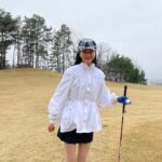 Kang Seung-hyun Instagram - 호랑이장가가고 여우시집가는날씨여도 즐거운 ⛳️💚 . . #hyoni_golf #golf #골프