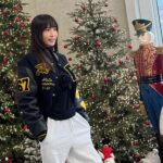 Kang Ye-won Instagram – 언니랑🎄♥️
@abybom__official 
@abybombom