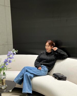 Kang Ye-won Instagram - 늘 감사하는 마음으로💕