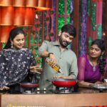 Kannika Snekan Instagram – Sandaali un paasathaala
Nanum sundeliyaa aanen pulla ❤️

SUPER SAMAYAL | TODAY | 12:30 PM

#SunTV #SuperSamayal #SuperSamayalOnSunTV #SunDigital