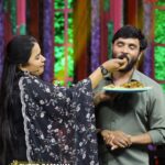 Kannika Snekan Instagram – Sandaali un paasathaala
Nanum sundeliyaa aanen pulla ❤️

SUPER SAMAYAL | TODAY | 12:30 PM

#SunTV #SuperSamayal #SuperSamayalOnSunTV #SunDigital