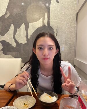 Kanon Miyahara Instagram - お肉とご飯って最高だよね？🥩🍚

ニヤニヤしてるよって言われた😇😇😇
