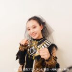 Kanon Miyahara Instagram - ガッチャフェスありがとうございました🫶✨ 初めてのイベント 皆さんが温かくて最高でした🌈 クロトーって声最高すぎて気持ちよかったー🫣🖤 また会える日まで 待ってろよ クソガキども #仮面ライダーガッチャード #kamenrider #冥黒の三姉妹 #クロトー #ガッチャフェス