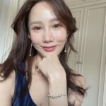 Kanya Rattanapetch Instagram - ไอเทมมุกชิ้นใหม่ที่ตาลชอบมากๆคะ ต่างหูไข่มุกแท้ที่ใส่แล้วลัคชูรี่สุดๆ เครื่องประดับจาก @acemijewelry ตามไปตำกันได้เลย❤️❤️❤️ #acemijewelry #ACMPearl #Pearl