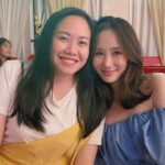 Kanya Rattanapetch Instagram - Happy Birthday to Sissy @saiisissy ยิ่งรุ้จักพี่ทราย ยิ่งรุ้สึกว่าตัวเองแก่55555 น่าจะมี 18 ปีได้ ที่รุ้จักกัน 😅😅