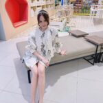 Kanya Rattanapetch Instagram - มีลูกก้อจะสิงงอยุ่แต่แผนกของเด็กเล่นค่าา😒