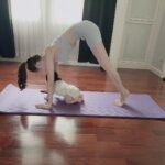 Kanya Rattanapetch Instagram - Yoga with baby girl ❤️❤️
