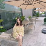 Kanya Rattanapetch Instagram - Don’t worry, be happy #แค่ทิ้งลูกไว้ที่บ้านเองคะ 😅😅