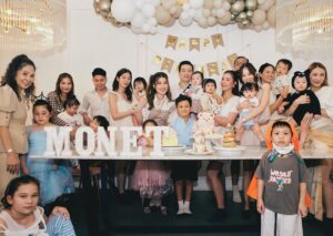 Kanya Rattanapetch Instagram - Happy birthday @monet_thebaby #งานวันเกิดลูกคือวันงานของแม่ #555555