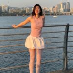Kanyaphak Pongsak Instagram – ที่มาของคำว่าเห่อ..ซื้ิอปุ้ปใส่ปั้ป เพราะอยู่ไทยลุคนี้ไปไหน..😂🌸🇰🇷