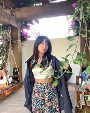 Kaori NeVille Instagram - POV: you watch me talk to my friends.

 #photoshoot #fyp #outfitideas #model #vacation #lastfridaynight #cuteoutfits