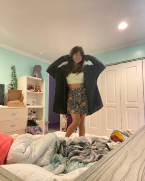 Kaori NeVille Instagram - Listening to As It Was on repeat idk abt you.

#messyroomdontcare #fyp #outfitoftheday #asitwas #us #iloveyou #model #outfitinspo