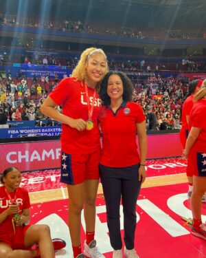 Kara Lawson Instagram - Mama, we are World Champions! 🇺🇸🏀🥇
