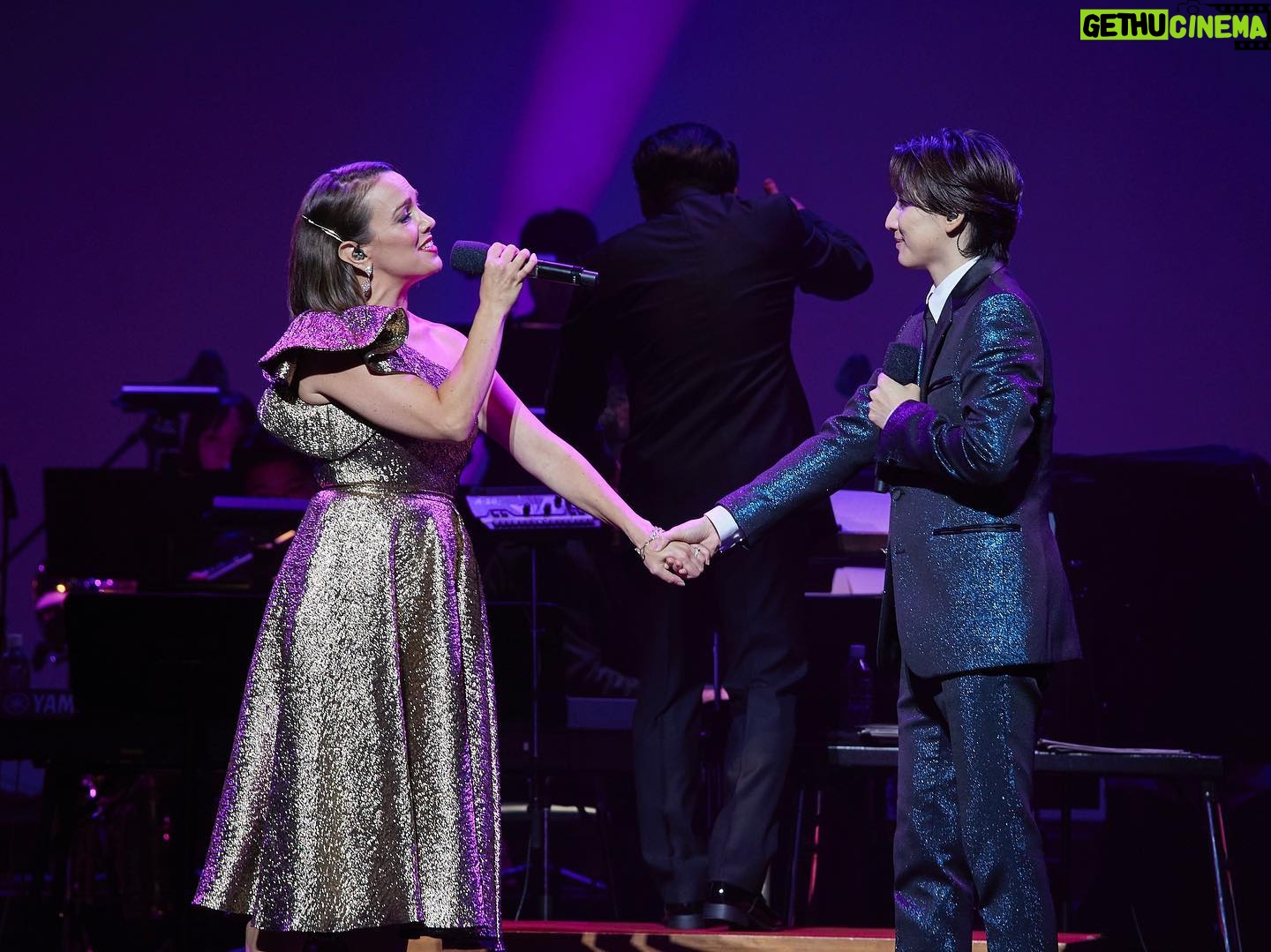 Kara Lindsay - 5.6K Likes - @disneyonbroadway in Tokyo with THE legend that is @alanmenken 🙌
And to sing Newsies songs with Taiga Kyomoto, Japan’s Jack Kelly, was pretty freakin amazing!