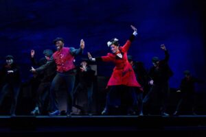Kara Lindsay Instagram - It’s nice to see you again, Mary ☂️
.
.
.
Thank you @ericwoodall for entrusting me with this epic role for a 2nd time here @nctheatre and your expert guidance. What. A. Blessing. And to be reunited with maestro extraordinaire @eddygrobinson ❤️ And @itspatrickoneill your entire being is joy and brilliance. So happy to finally know you! 
.
.
.
And to top it all off, I got to do it all with my love @kcmassey1

Photos by @jkasephoto