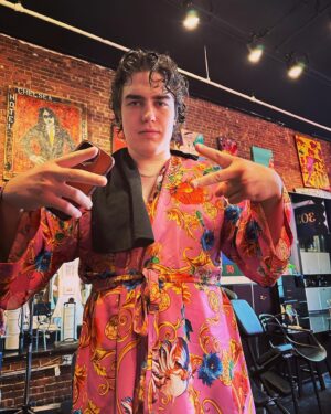 Kara Swisher Instagram - Btw the best haircut in the land is from @aprilcbarton @suite303, if only for the robes (which Louie wears with panache, cuz that’s how we grow them in SF).