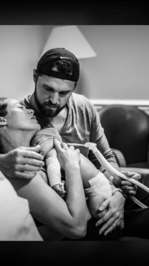 Kara Keough Instagram - A happy heavenly happy birthday to our sweet baby boy. 

🎼: Highlands (Song of Ascent) by @hillsongunited 
📷: @8.08photography