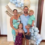 Kara Keough Instagram - Beautiful day showering @flkeough @shanekeough & Baby Girl MK 🤍