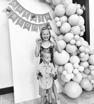 Kara Keough Instagram - Beautiful day showering @flkeough @shanekeough & Baby Girl MK 🤍