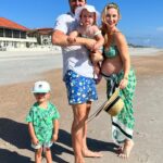 Kara Keough Instagram – A good-for-the-soul week with our people @jessicalbosworth @koreybosworth #Quinnie & #Mini