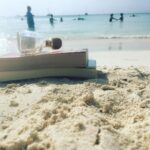 Kara Killmer Instagram - Christmas spirits! Blessings on you if you are with or without family today. #goodreads