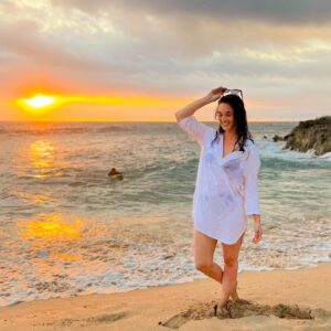 Karalynn Dunton Instagram - Sitting on my couch in Los Angeles realizing it kind of looks like I went to Hawaii alone because I did NOT do a good job of taking pictures with the wonderful people who convinced me to join them on this trip.