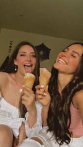 Karen Leone Top 100 Instagram Photos and Posts