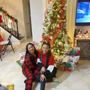 Karen Yu Instagram - Always in a onesie December Dump 😴👌