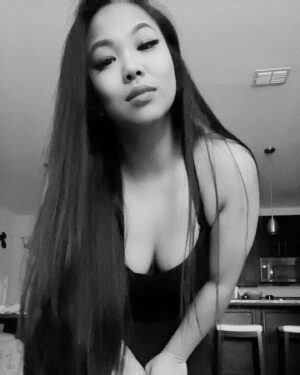 Karen Yu Instagram - Good night 😴